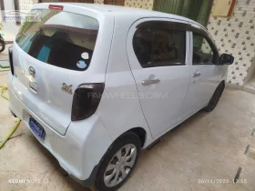 Daihatsu Mira L 2015