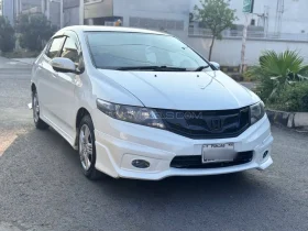 Honda City 1.3 i-VTEC Prosmatec 2016