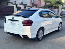 
										Honda City 1.3 i-VTEC Prosmatec 2016 full									