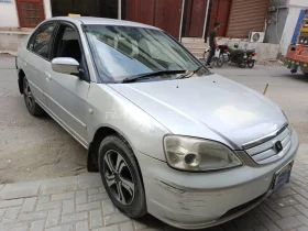 Honda Civic EXi 2002