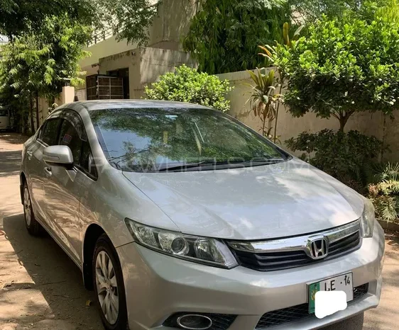 
								Honda Civic VTi Prosmatec 1.8 i-VTEC 2013 full									