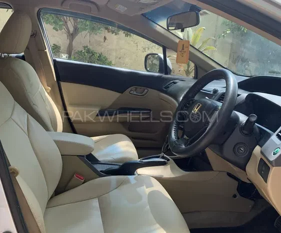 
								Honda Civic VTi Prosmatec 1.8 i-VTEC 2013 full									