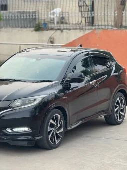 Honda Vezel Hybrid RS Honda Sensing  2017