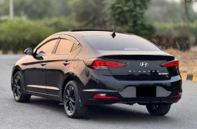 Hyundai Elantra GL 2022