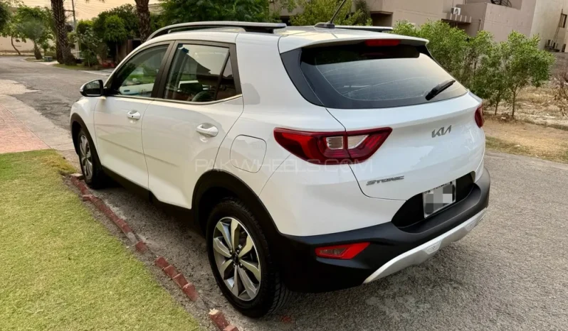 
								KIA Stonic EX+ 2022 full									