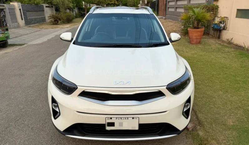 
								KIA Stonic EX+ 2022 full									