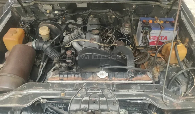 
								Mitsubishi Pajero 1990 full									