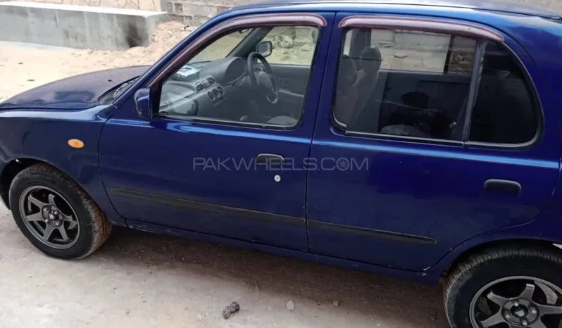 
								Nissan March Bolero 2002 full									