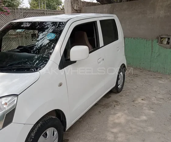 
								Suzuki Wagon R VXL 2015 full									