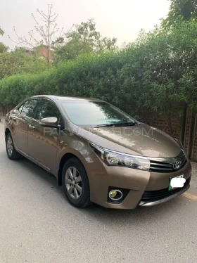 Toyota Corolla Altis Grande X CVT-i 1.8 Beige Interior 2016