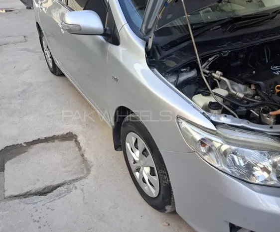 
								Toyota Corolla GLi 1.3 VVTi 2010 full									