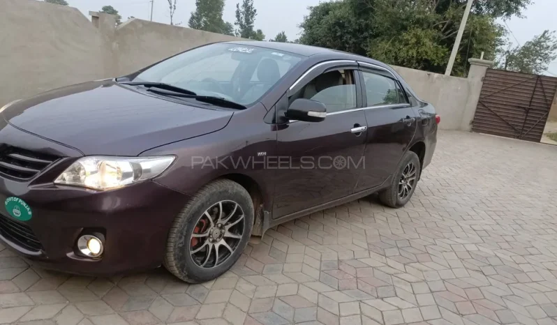 
								Toyota Corolla GLi 1.3 VVTi 2013 full									