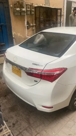 
										Toyota Corolla GLi Automatic 1.3 VVTi 2015 full									