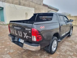 
										Toyota Hilux Revo G 3.0 2017 full									