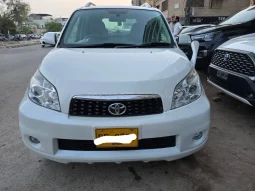 
										Toyota Rush X 2015 full									