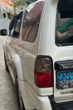 
										Toyota Surf SSR-X 2.7 2002 full									