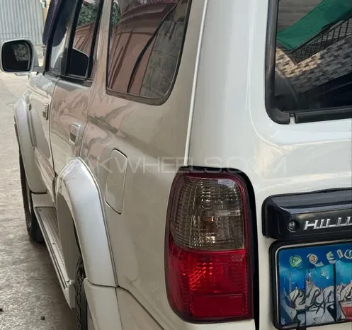
								Toyota Surf SSR-X 2.7 2002 full									