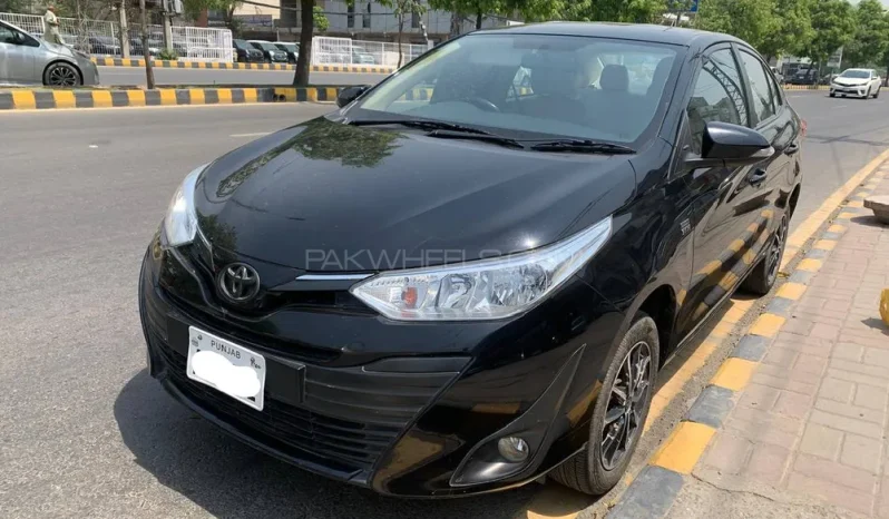 
								Toyota Yaris Sedan ATIV CVT 1.3 2021 full									