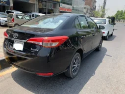 
										Toyota Yaris Sedan ATIV CVT 1.3 2021 full									