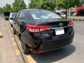 Toyota Yaris Sedan ATIV CVT 1.3 2021